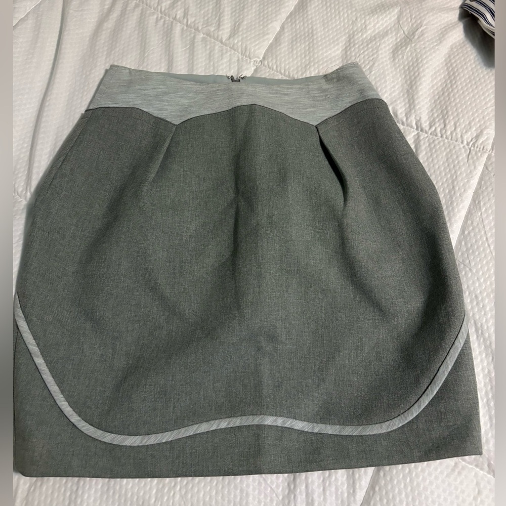 Vintage O2nd Gray Women's Skirt size 2